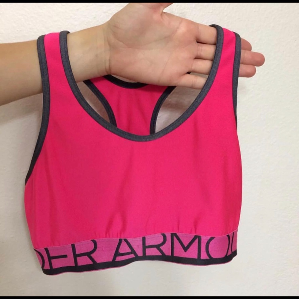 Under Armour UA hot pink sports bra M